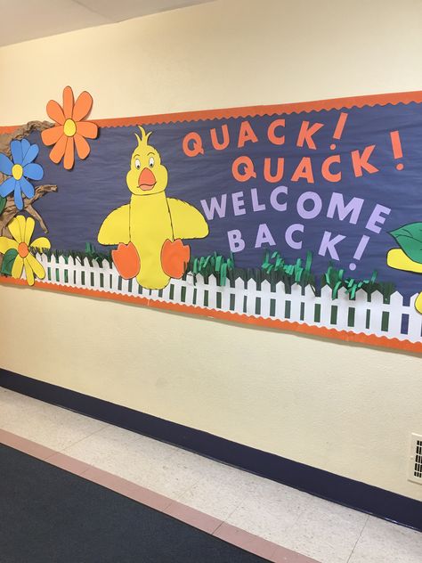 Can use plastic ducks from a dollar store. Great door decor for OT room for September. Have to add functional part Duck Door Decorations Classroom, Duck Classroom Door Ideas, Duck Themed Classroom, Duck Bulletin Board Ideas, Classroom Duck Theme, Rubber Duck Bulletin Board, Duckling Bulletin Board, Infants Crafts, Crayon Bulletin Boards