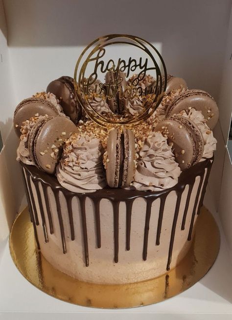 Mocha Cake Decoration, Mocha Cake Design, Pretty Birthday Cakes Chocolate, Mocha Birthday Cake, Pastel Moka, Brown Birthday Cake, Chocolate Drip Cake Birthday, Cupcakes Summer, Chocolate Cake Birthday