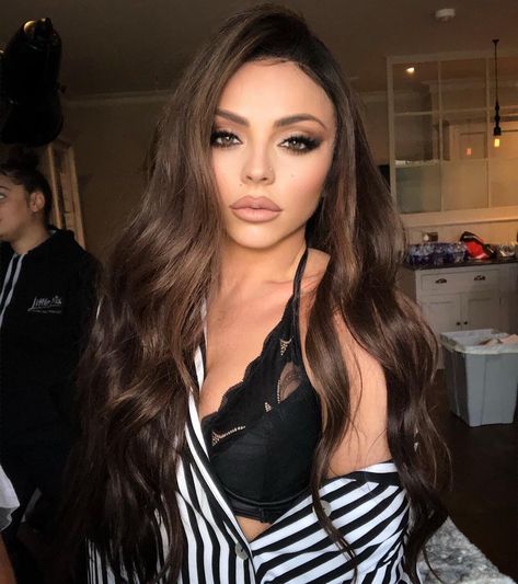 Mix Photoshoot, Jessy Nelson, Little Mix Outfits, Litte Mix, Taylor Swift Facts, Jesy Nelson, Taylor Swift Red, Taylor Swift Hair, Perrie Edwards