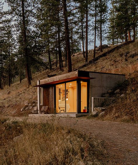 GO'C completes 'tinyleaf,' a compact outpost embedded into earth Cabin Houses, Minimalist Cabin, Concrete Siding, India Architecture, Earth Sheltered, Wood Architecture, Tiny Cabin, Small Cabin, Industrial Buildings