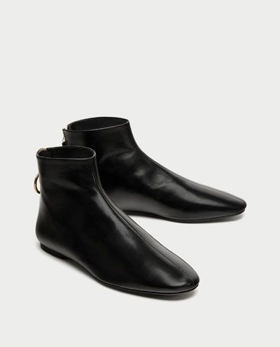 FLAT LEATHER ANKLE BOOTS WITH ZIP-View all-SHOES-WOMAN | ZARA United Kingdom Flat Ankle Boots Outfit, Flat Leather Ankle Boots, Boots Shoes Women, Shiny Boots, Black Flat Boots, Suede Outfit, Look Zara, Ankle Flats, Ankle Boots Flat