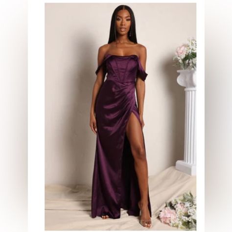 NWT Size Small Purple Off the Shoulder Maxi Dress Deep Purple Prom Dress, Purple Dress Aesthetic, Dark Purple Prom Dress, Plum Midi Dress, Dark Purple Bridesmaid Dresses, Eggplant Dress, Off Shoulder Corset, Dark Purple Dresses, Chic Prom Dresses