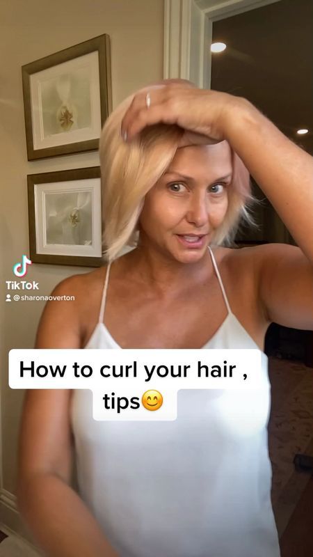 Curl Hacks For Short Hair, Tousled Bob Tutorial, Short Hair Products Styling, How To Style Choppy Bob, Short Bob Curled Style, How To Style A Short Bob Tutorials, How To Style Textured Bob, How To Style Short Layered Bob, How To Curl Really Short Hair