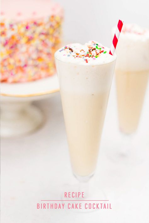 Creamy Birthday Cake Cocktail Recipe | Sugar & Cloth #birthday #birthdaycake #cocktail #cocktailrecipe Birthday Cake Cocktail, Birthday Cake Drink, Houston Lifestyle, Alcoholic Treats, Boozy Milkshake, Bourbon Cream, Water Lemon, Birthday Cocktails, Vanilla Milkshake