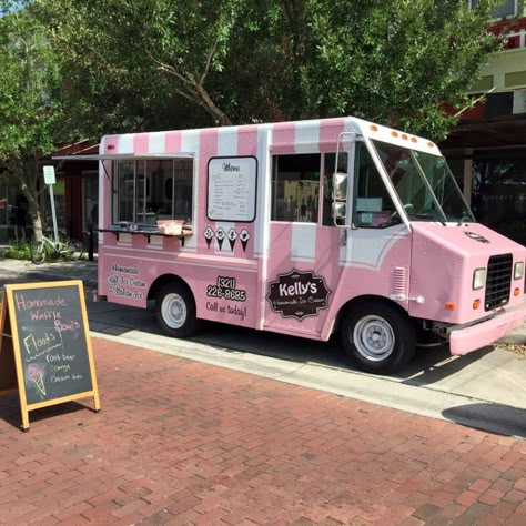 Kelly's Homemade Ice Cream - Orlando - Roaming Hunger Ice Cream Truck Equipment, Cool Ice Cream Truck, Aesthetic Ice Cream Truck, Ice Cream Van Aesthetic, Pink Ice Cream Truck, Retro Ice Cream Truck, Vintage Ice Cream Truck Aesthetic, I’ve Cream Truck, Good Truck Ideas