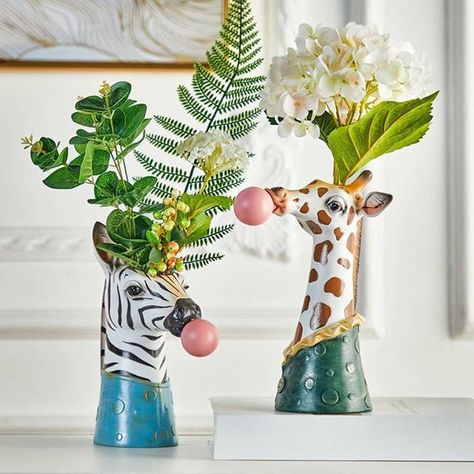 A whimsical bubblegum-blowin' animal vase that will capture the attention (and heart) of anyone who enters your home. Vases With Flowers, Blowing Bubble Gum, Rabbit Nursery, Face Vase, Face Planters, Head Planters, Keramik Design, Animal Head, Blowing Bubbles