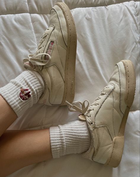 reebok club c 85 vintage pink, reeboks aesthetic, reebok outfit, mushroom socks, cute aesthetic socks Worn Sneakers Aesthetic, Club C 85 Vintage Shoes Outfit, Socks And Shoes Aesthetic, Aesthetic Reebok Shoes, Reebok Club C 85 Aesthetic, Vintage Reebok Shoes Outfit, Reebok Outfit Aesthetic, C 85 Reebok Outfit, Reebok Club C 85 Pink