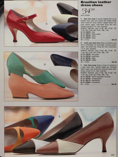 1990s Fashion | 90s Fashion Trends for Women 1990 Fashion Women, 1992 Fashion, 1990s Fashion Trends, 90s Life, 90s Fashion Trends, Indoor Herbs, 90s Shoes, Historical Shoes, Fashion 1990s