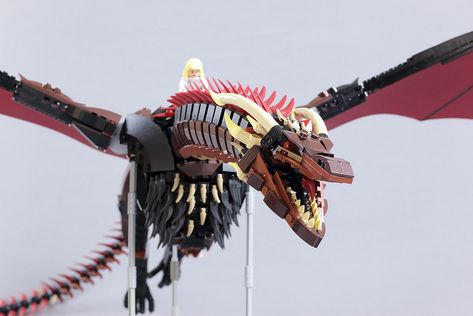 DROGON | Marcin Otreba | Flickr Lego Dragon Moc, Lego Creatures, Lego Hacks, Lego Dragon, Lego Sculptures, Lego Animals, Lego Custom Minifigures, Lego Games, Amazing Lego Creations