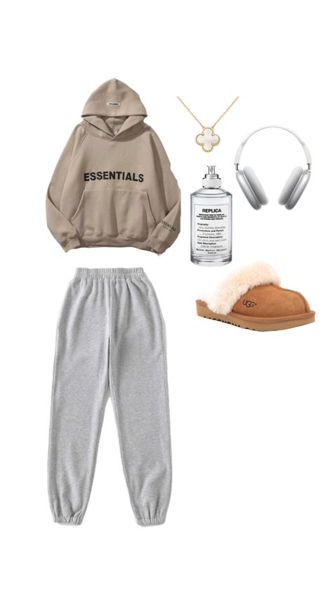 Comfy Outfits For The Movies, Cute Movie Outfits Comfy, Movie Fits Comfy, Cinema Outfit Ideas, Comfy Outfits Shuffles, Airport Outfit Shuffles, Cinema Outfit, Sweats Outfits, Basic Girl Outfit