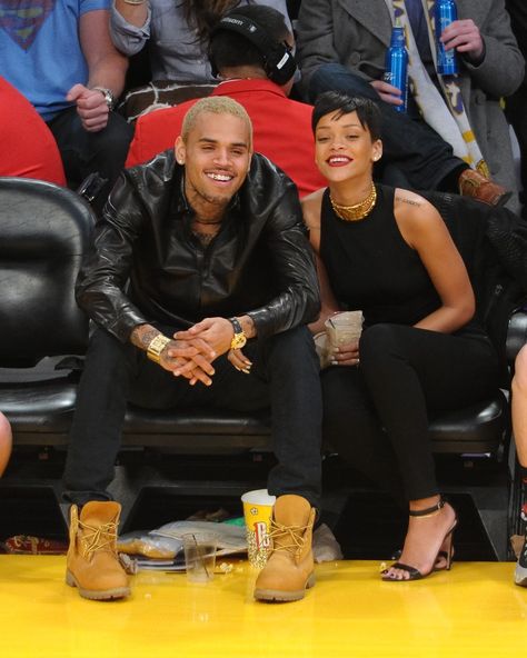 Chris Brown Basketball, Rihanna And Chris Brown, Rihanna Chris Brown, Chris Brown And Karrueche, Browns Game, Breaking In, Happy 30th, Happy 30th Birthday, Basketball Game