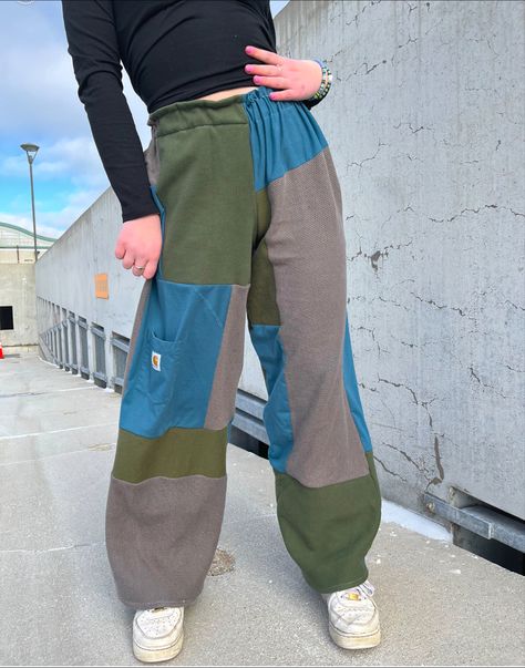 Making Sweatpants, Upcycled Sweatpants, Upcycle Pants, Patchwork Sweatpants, Reworked Clothes, Reworked Clothing, Reworked Vintage, Sewing Kids Clothes, Upcycled Fashion