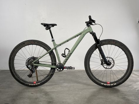 2021 Canyon Stoic 4 Bike - Reviews, Comparisons, Specs - Mountain Bikes - Vital MTB Canyon Mtb Bike, Canyon Mtb, Bike Parking, Bike Reviews, Weekend Warrior, Bottom Bracket, Mtb Bike, Mountain Bikes, Cycling Bikes