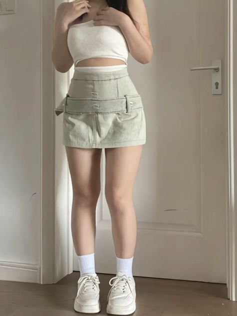 white socks | white sneakers | white small top | denim light green skirt Amazon Bathing Suits, Chubby Fashion Outfits Korean, Business Plus Size, Chubby Outfit Ideas, Short Plus Size Fashion, Body Positive Fashion, Clothing Brand Logo, Curvy Casual Outfits