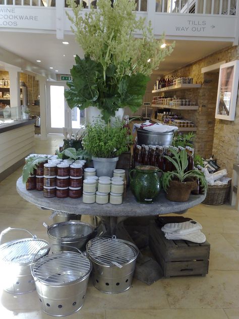 The Drill Hall Emporium: Daylesford Organic Farm Shop - in the Cotswolds Garden Center Displays, Farm Store, Interior Vintage, Design Blogs, Organic Farm, Self Serve, Display Cabinets, Farm Shop, Food Display