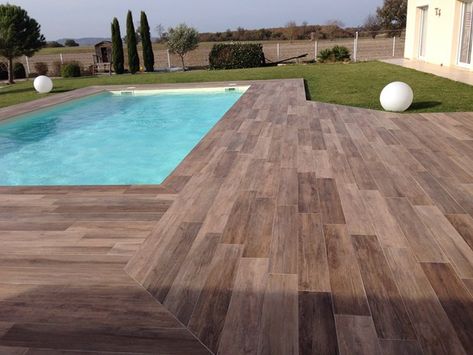 Ideas De Piscina, Swimming Pool Tiles, Small Pool Design, Pintura Exterior, Pool Design, Small Pool, Pool Tile, Pool Area, Pool Designs