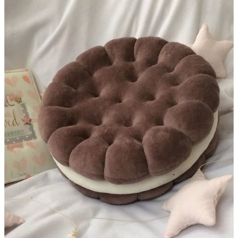 COOKIE PILLOW CHOCOLATE - Pillow cookie - Biscuit cushion - Inspire Uplift Cute Pillows Aesthetic, Cookie Pillows, Pillow Cookies, Cookies Business, Pillows Aesthetic, Cookie Pillow, Cool Pillows, Bread Pillow, Aesthetic Pillows