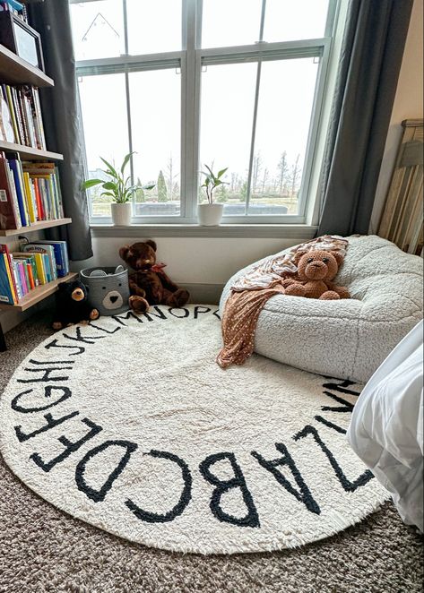 Bean Bag Chill Out Area, Bean Bag Book Nook, Bean Bag Nook, Bean Bag Reading Corner, Boys Reading Corner, Cozy Area Ideas Preschool, Children Reading Corner, Kid Reading Corner, Bean Bag Area