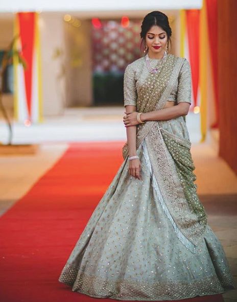 The Prettiest Pastel Colour Combos We Spotted in Lehengas! Lehenga Pastel, Indian Wedding Gowns, Lehenga Saree Design, Half Saree Lehenga, Indian Outfits Lehenga, Wedding Lehenga Designs, Lehnga Dress, Indian Bridal Lehenga, Green Lehenga