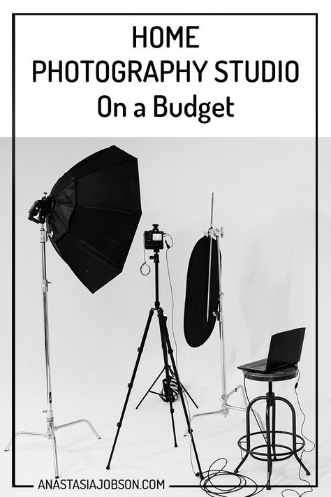 home photography studio on budget - create your own photo studio anywhere - Anastasia Jobson photography blog Diy Garage Photography Studio, Small Photography Studio Setup, At Home Photography Studio, Garage Photography Studio, Photography Studio Ideas, Small Photography Studio, Home Photography Studio, Photography 2023, Home Photo Studio