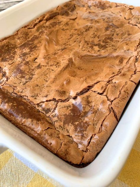 Ooey Gooey Chocolate Bars, Paula Dean Chocolate Ooey Gooey Cake, Ooey Gooey Chocolate Butter Cake, Chocolate Ooey Gooey Butter Cake, Chocolate Gooey Butter Cake, Butter Cake Bars, Chocolate Butter Cake, Gooey Chocolate Cake, Chocolate Cake Mix Recipes