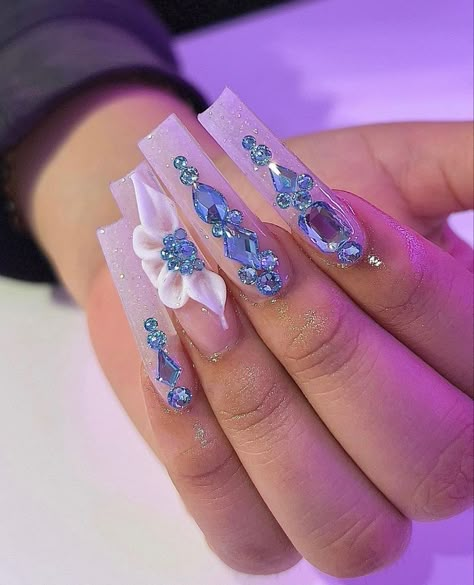 Latina Nail Designs Blue, Cinderella Quinceanera Nails, Blue And Champagne Nails, Baby Blue Quince Nails, Light Blue Nails With Rhinestones, Blue Quinceanera Nails, Light Blue Quince Nails, Blue Gem Nails, Blue Crystal Nails