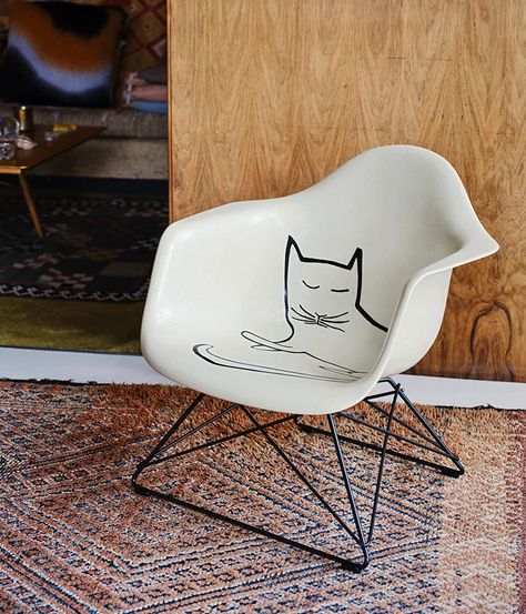 vitra releases limited edition of eames' iconic fiberglass armchair with steinberg cat Cat Chair, Eames Fiberglass Chair, Vitra Chair, Saul Steinberg, Eames House, Eames Office, Herman Miller Eames, Vitra Design Museum, Painted Chair