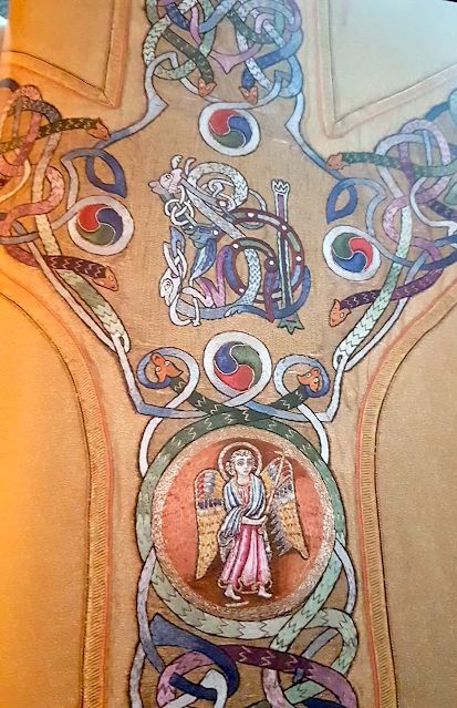 Celtic Revival, Westminster Cathedral, Religious Embroidery, London Cathedral, Book Of Kells, Celtic Knotwork, Irish Art, Celtic Symbols, Celtic Art