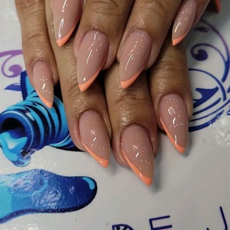 11.4k Likes, 68 Comments - 💅🏾Ja'Car Spa Haven LLC. (@deenailspa) on Instagram: “🧡🧡PURE CANTALOUPE SLICES 🧡🧡  💅🏾NATURAL NAIL OVERLAY 💅🏾  #naturalnailoverlay #notips #realnails…” Negative French Nails, Cute Nails For Black Women, Nail Esthetics, Nail Overlay, Stilleto Nails Designs, Peach Nails, Minimal Nails, Almond Acrylic Nails, Oval Nails