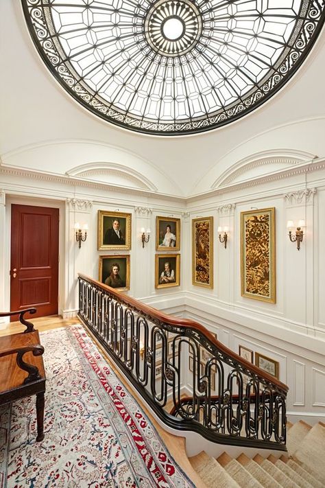 Gilded Age Manhattan Townhouse Restored to Its Former Glory — Francis York Gilded Age Homes, Gilded Age New York, Townhouse Designs Interior, New York Townhouse Interior, Vintage Townhouse, Townhouse New York, Townhouse Interior Design, Manhattan Townhouse, Nyc House