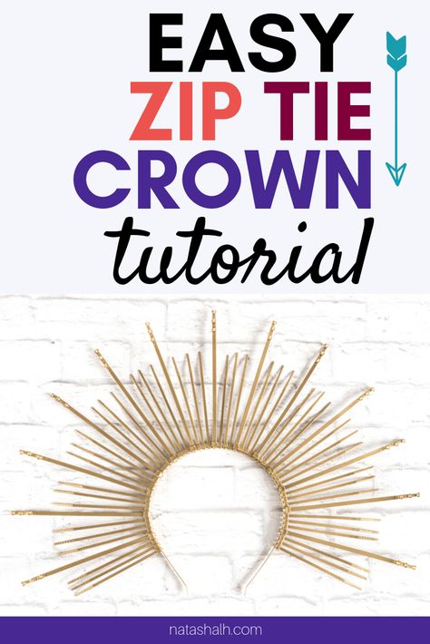 Zip Tie Crown, Sunburst Crown, Karneval Diy, Saint Costume, Couronne Diy, Make A Crown, Popular Halloween Costumes, Angel Halo, Christmas Pageant