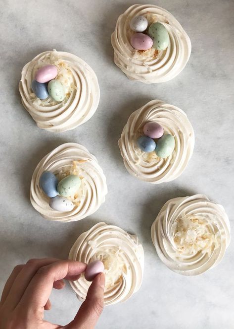 An Easy Springtime Dessert Just in Time for Easter Easter Egg Treats, Spring Time Desserts, Mini Pavlova, Making Easter Eggs, Colored Eggs, Easter Desserts, William Sonoma, Easter Desserts Recipes, Kid Desserts