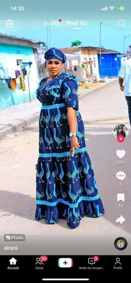 Kampala Kaftan Styles For Women, African Attire Dresses, Casual Dresses Plus Size, African Fashion Skirts, African Inspired Clothing, Dinner Dress Classy, African Maxi Dresses, African Fashion Traditional, African Fashion Ankara