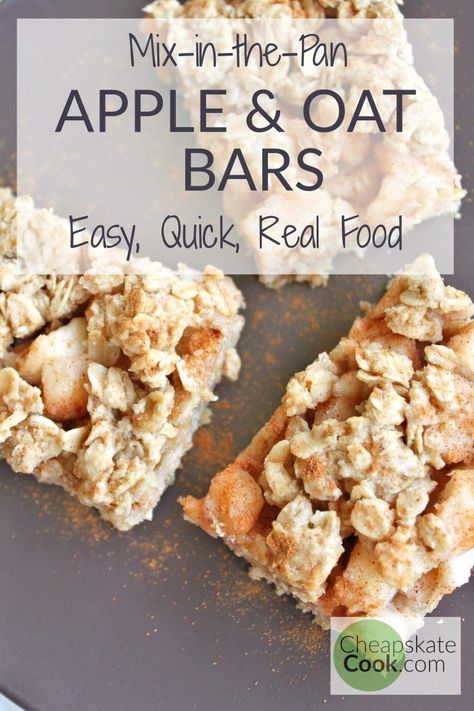 Pan Bars, Lite Snacks, Oatmeal Bars Healthy, Clean Treats, Oatmeal Breakfast Bars, Apple Breakfast, Apple Bars, Oat Bars, Oatmeal Bars