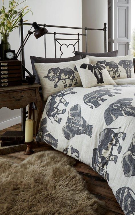 Duvet set with elephant print Elephant Bedroom Ideas, Elephant Bedroom, Wood Pallet Bed Frame, Elephant Stuff, Wood Pallet Beds, Elephant Bedding, Pallet Bed Frame, Safari Room, Jungle Boogie