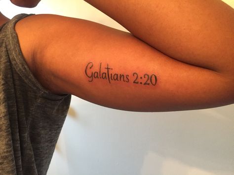 Galatians 2:20 with a cross. 20 Tattoo, Modern Tattoos, Article Design, Cross Tattoo, Nature Inspired Design, Infinity Tattoo, Tattoos And Piercings, Design Crafts, Hair And Nails