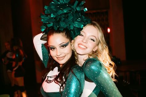 euphoria on Instagram Maddy Perez Cheerleader, Maddy And Cassie, Euphoria Series, Cheerleading Costume, High School Cheerleading, Cheerleader Outfit, School Cheerleading, Maddy Perez, Cheerleading