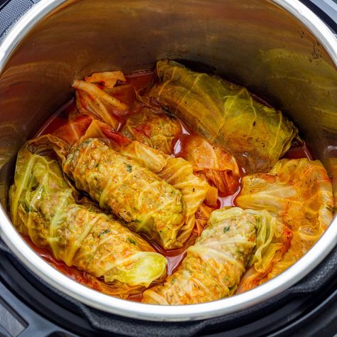 Instant Pot Stuffed Cabbage Rolls Stuff Cabbage, Pressure Cooker Cabbage, Air Flyer, Stuffed Cabbage Rolls, Beef Cabbage, Unstuffed Cabbage, Cabbage Rolls Recipe, Cabbage And Bacon, Stuffed Cabbage