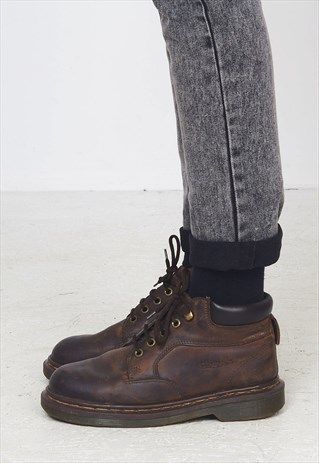 Doc Marten Ankle Boots, Dr Martens Brown Boots Outfit, Worn In Doc Martens, Doc Martens Ankle Boots, Dr Martens Brown Outfit, Brown Dr Martens Outfit, Brown Doc Martens Outfit, Dr Martens Brown Boots, Brown Ankle Boots Outfit