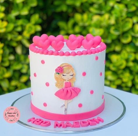 1st Birthday Cake Designs, Butterfly Baby Shower Cake, Kue Fondant, Barbie Doll Birthday Cake, Girls First Birthday Cake, Doll Birthday Cake, Candy Birthday Cakes, Baby First Birthday Cake, Book Cakes