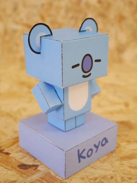 Paper Toys Bt21, Koya Bt21, Bts Craft, Army Crafts, Bts Diy, Diy Crafts Bookmarks, Kpop Diy, Paper Doll Template, Easy Paper Crafts Diy