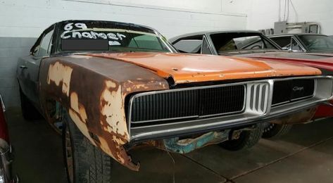 This is a BASE Charger with a non-original rebuilt 440ci motor, 727 trans and disc brakes. This is 1 of 3 ’69 Chargers that are being listed for auction. The body is fairly solid since most of the damaged metal has been replaced. New quarter panels and trunk floor were installed at some point by... Project Cars For Sale, Dodge Charger For Sale, Dodge Charger Rt, 1969 Dodge Charger, Charger Rt, Project Cars, Best Muscle Cars, Front Grill, Car For Sale