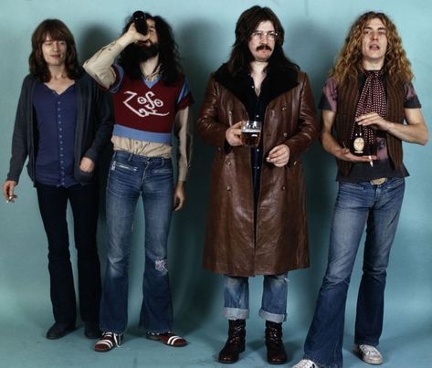 Why Led Zeppelin rarely played 'When The Levee Breaks' live Led Zeppelin Drummer, Led Zeppelin Concert, Concert Outfit Men, Led Zeppelin Songs, Led Zeppelin Iv, Sam Phillips, Roberta Flack, The Yardbirds, John Paul Jones