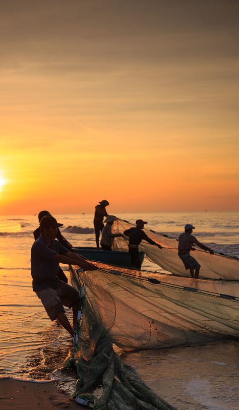 Boat Photoshoot, Jimbaran Bali, Thailand Vacation, Lds Art, Boy Fishing, Christian Pictures, Biblical Art, Sea Fishing, Blue Tree