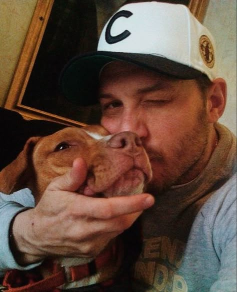 Tom Hardy Dog, Tom Hardy Photos, After Everything, Edward Thomas Hardy, Thomas Hardy, Tom Hardy, The Dog, My Husband, So Cute