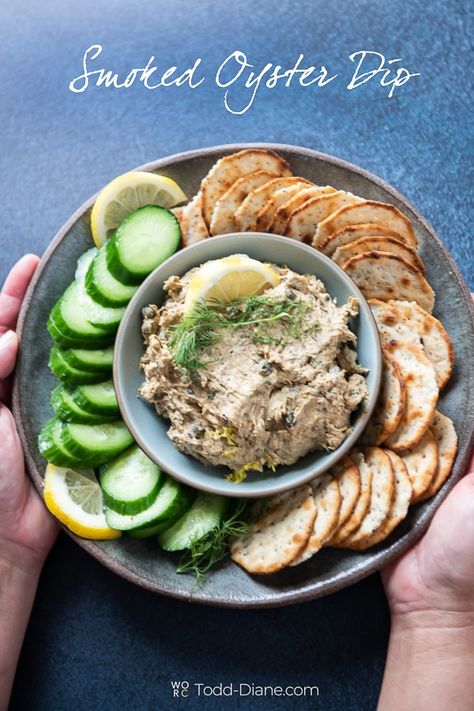 Smoked Oyster Dip Recipe | WhiteOnRiceCouple.com Oyster Dip, Holiday Dip Recipes, Canned Oysters, Fun Appetizers, Appetizers Easy Dips, Seafood Dip, Dinner Gathering, Smoked Oysters, Tinned Fish