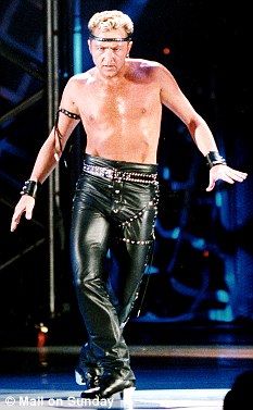 Michael Flatley, Irish Step Dancing, Lord Of The Dance, Irish Party, Tight Leather Pants, Shall We Dance, Gay Fashion, Eurovision Songs, Dance Steps