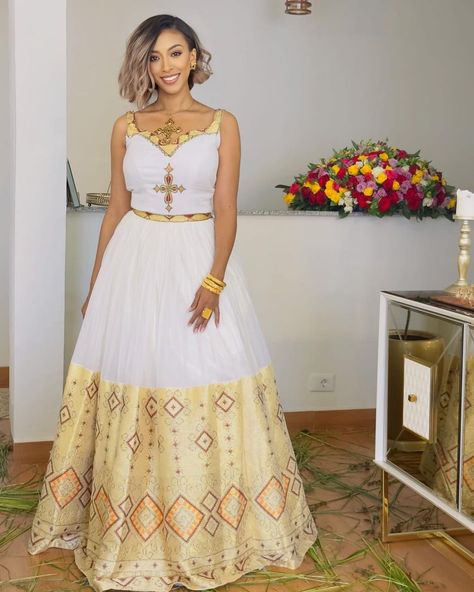 Tsehaye Mehari | @rgatafewerk gorgeous! | Instagram Habesha Dress Modern, Habesha Clothes, Brides Mom Dress, Eritrean Dress, Ethiopian Wedding, Ethiopian Clothing, Habesha Dress, Ethiopian Traditional Dress, Ethiopian Dress