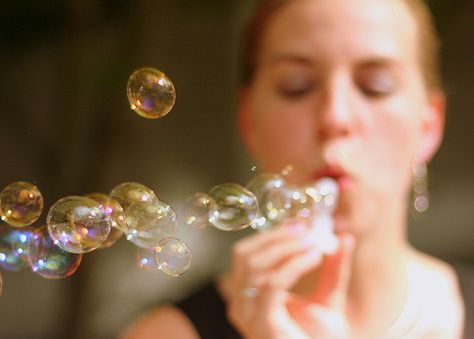 Bubbles! Slow Shutter Speed Photography, Speed Photography, Movement Photography, Shutter Speed Photography, Long Exposure Photos, Fast Shutter Speed, Shutter Photography, Motion Photography, Photography School