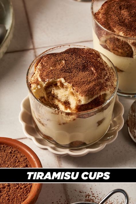 Wondering how to elevate your dessert game? Look no further! Our mini tiramisu cups bring the classic Italian delight to a whole new level. 🍨✨ Perfectly portioned and oh-so-elegant, these sweet treats in small glasses are a delightful way to indulge in the essence of tiramisu. Ready to treat yourself? Mini Tiramisu Cups, Mini Tiramisu, Traditional Tiramisu, Barista Recipe, Tiramisu Cups, Simple Mills, Christmas In Italy, New Tesla, Small Glasses